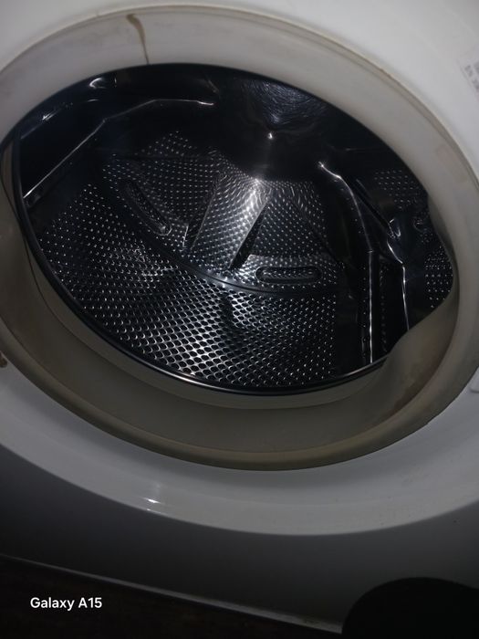 Продам пральну стіральну машинку автомат в гарному стані