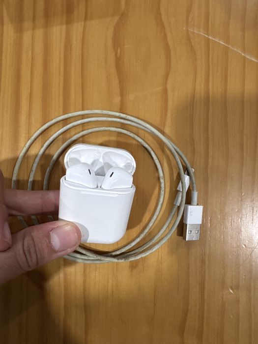 Airpods2 com carregador