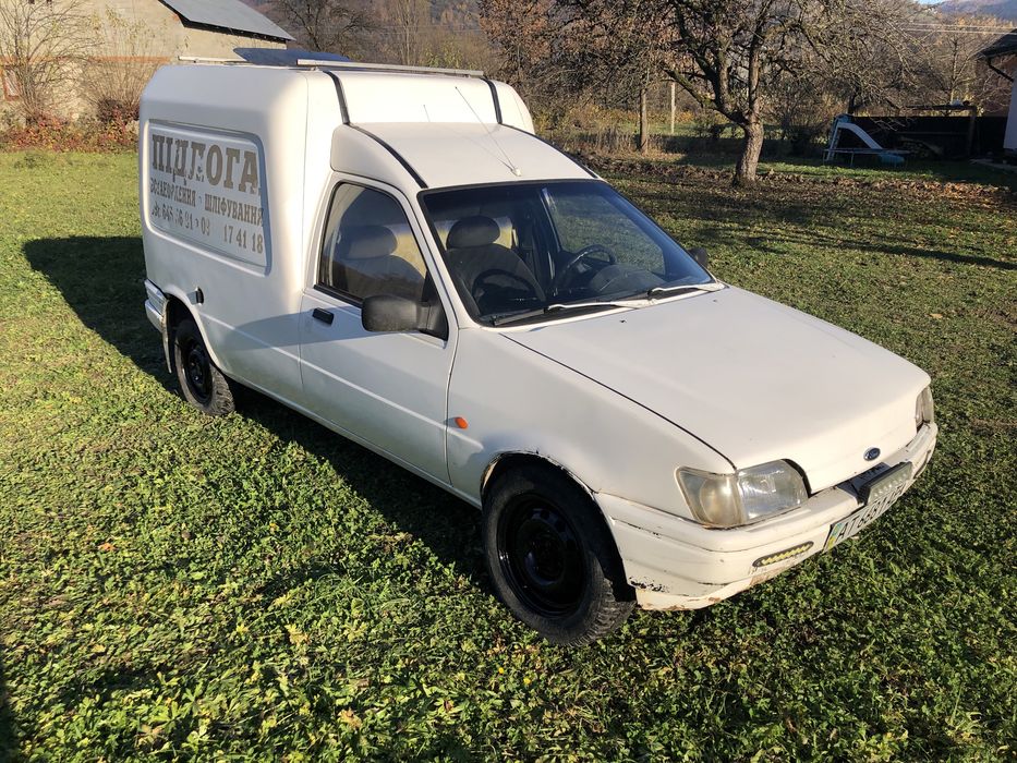 Форд курер 1.8 дізель 1994 року витрата польного 5 літрів на 100км