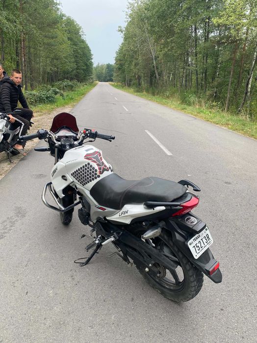 Продам мотоцикл ліфан кп 200