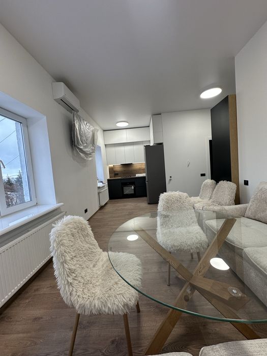 **ЦЕНТР! Перша Оренда 1-К Преміум Класу! Красна Площа