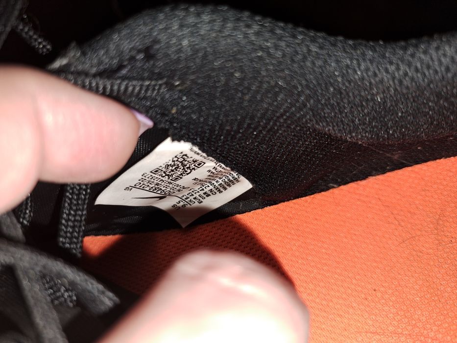 Буци Nike 43 копочки сороконожки кроссовки