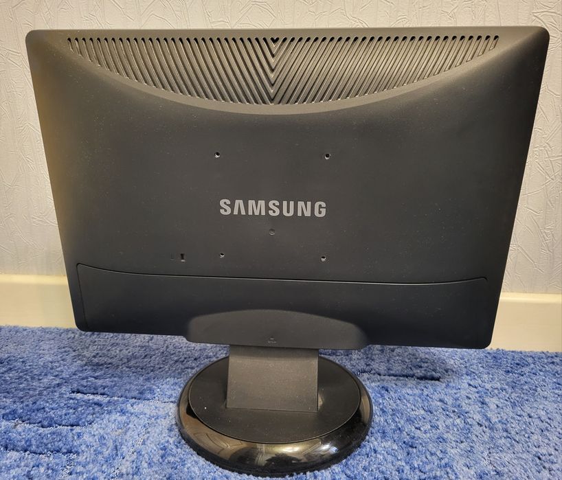 Монітор Samsung SyncMaster 206BW