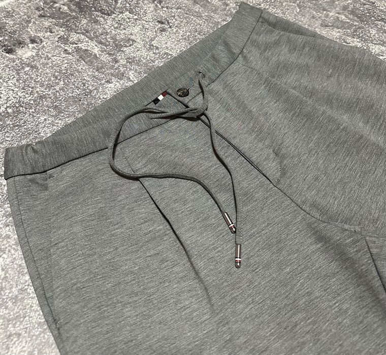 Штани Tommy Hilfiger оригінал, розмір 32