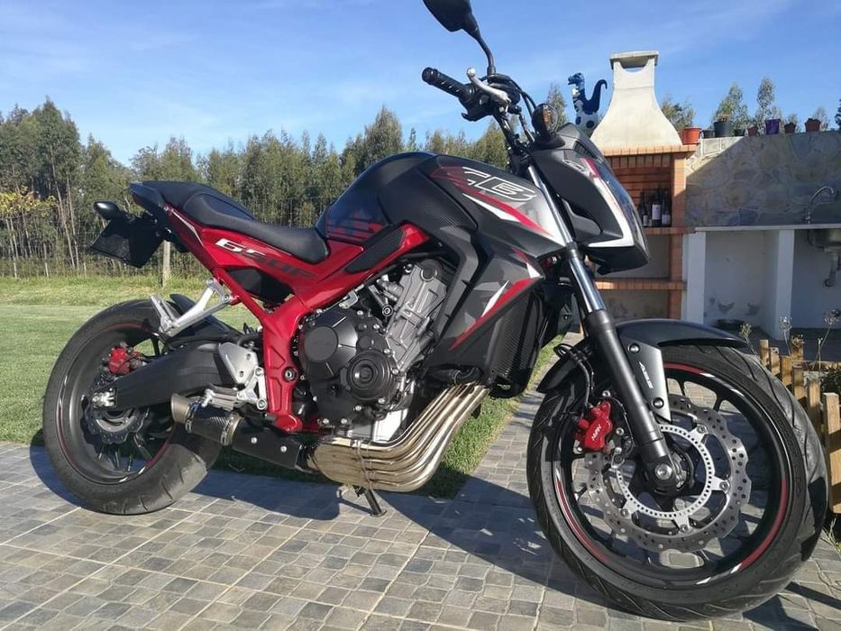 Honda cb 650 f .