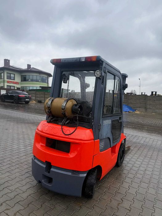 wózek widłowy TOYOTA 7FGF18 LPG 1800kg Triplex 4.70m 9900mtg 2004 rok
