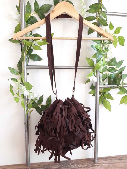 Torebka na ramię brązowa frędzle boho torba eko zamsz zamszowa