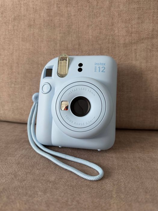 Instax mini 12 fujifilm блакитний полароід фотоапарат миттєвого друку