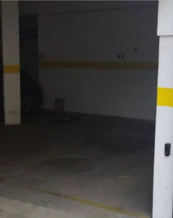 Arrendo espaço de garagem, em Odivelas