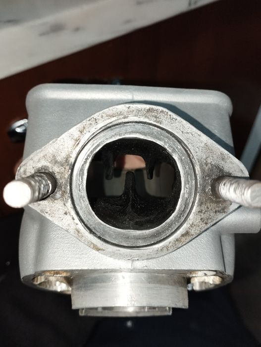 Material Yamaha 50 e Casal 6