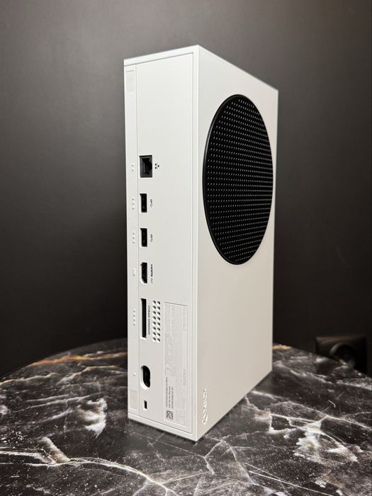 Konsola Xbox Series S 512 GB Idealny Stan
