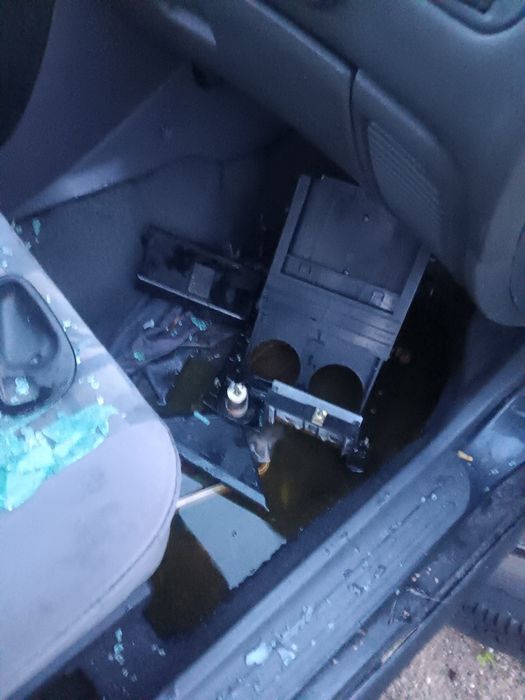 Mitsubishi carisma 1.9 td