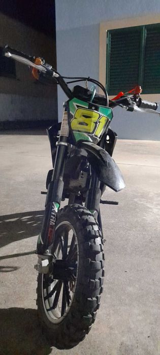 Vendo Moto de criança
