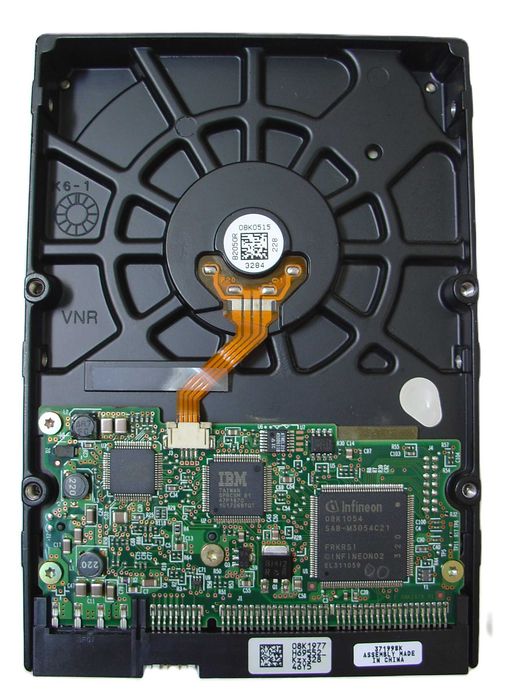 Dysk twardy HITACHI Deskstar HDS722580VLAT20 82,3GB 7.2K IDE