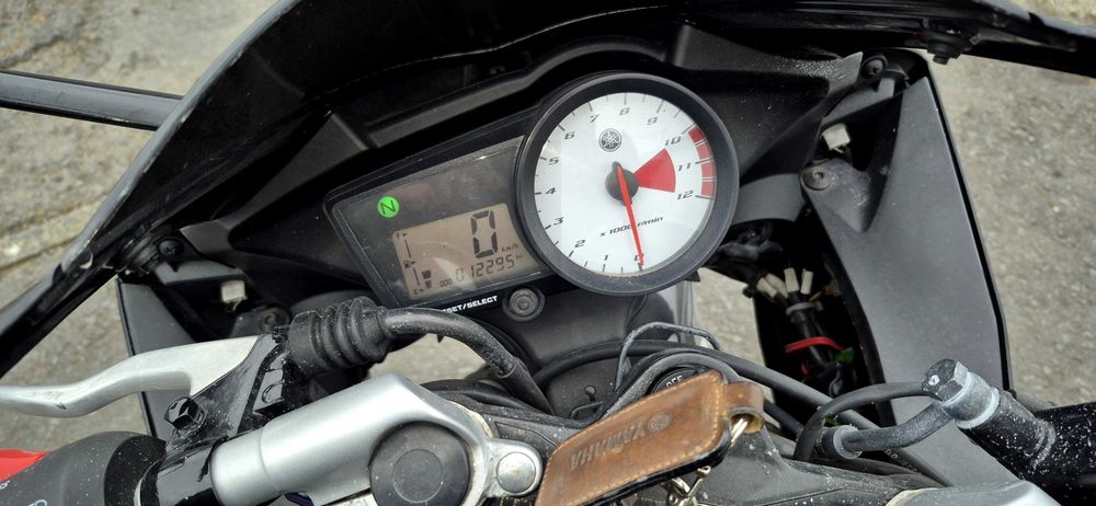 Yamaha yzf R125