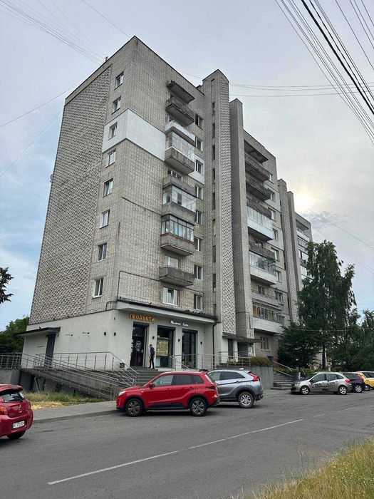 Продаж 4 кім квартири в цегляному будинку вул Медової Печери (Пасічна)