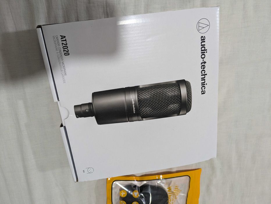 Kit de microfone Audio Technica AT2020