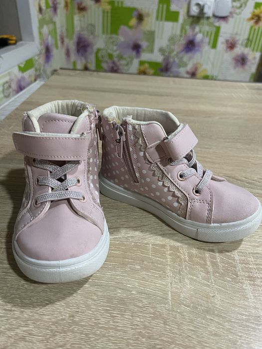 Хайтопи,кросівки на дівчинку