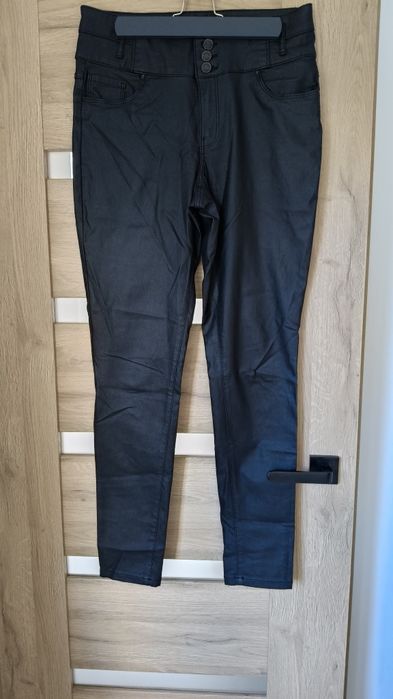 Spodnie woskowane damskie Orsay rozmiar 40/42