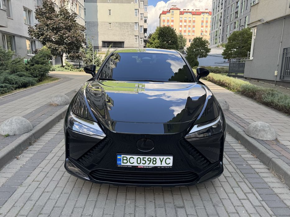 ОБМІН Lexus RZ 450 e Електричний