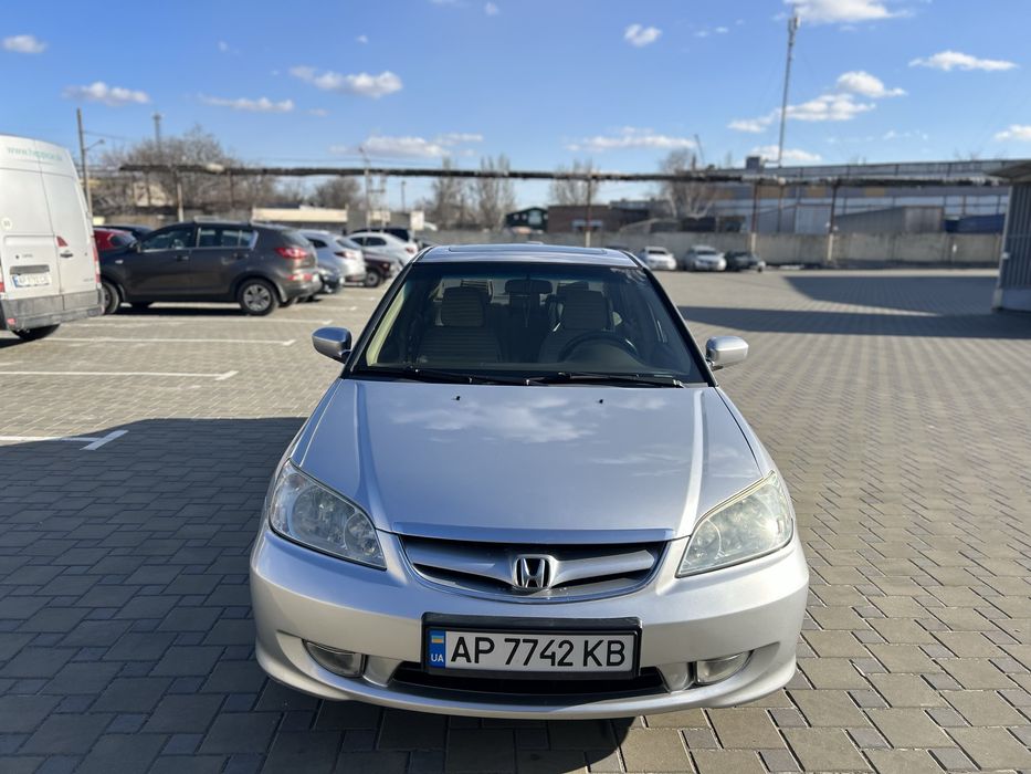 Honda civic 2004 года