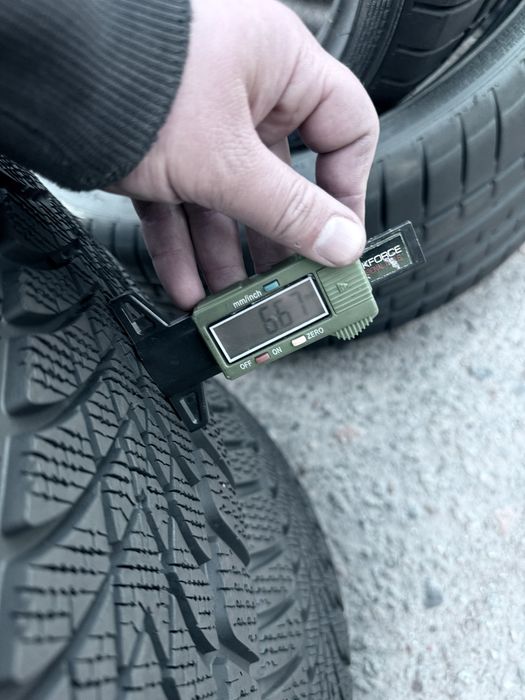 255 40 18 Dunlop SP WinterSport 4D 85% 2024 Шини Зима