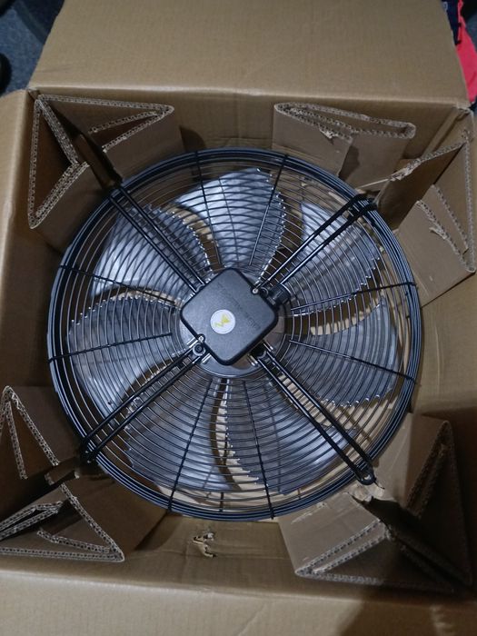 Осьовий вентилятор Ziehl-abegg FN050-VDK.4I.V7P1