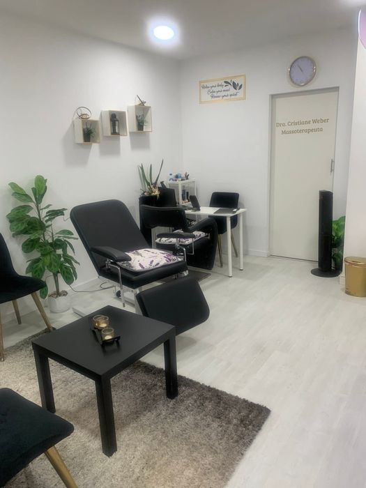 Alugo espaço p pestanas/manicure/nutricionista