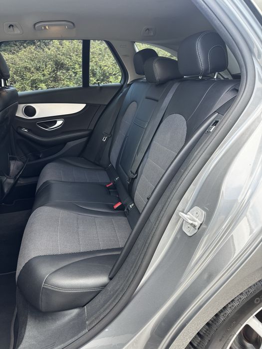 Mercedes-Benz C220d