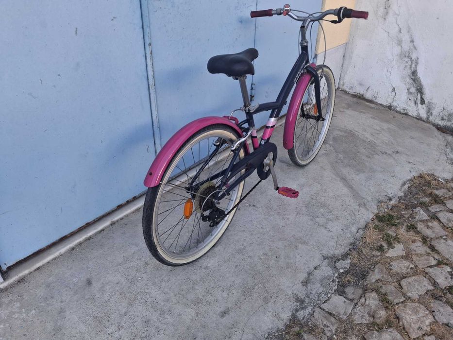Bicicleta roda 24 pouco uso  para pessoas até 1,50 de altura