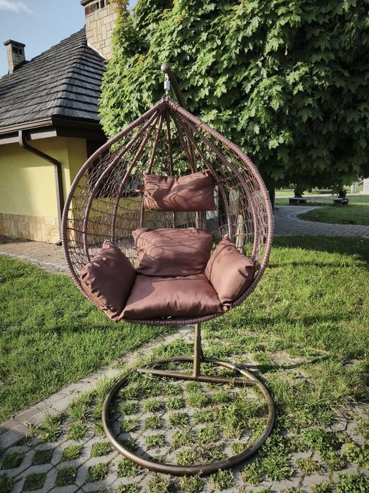 Fotel kokon ogrodowy huśtawka