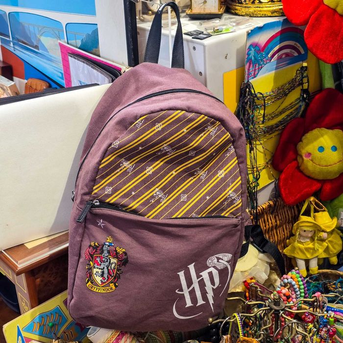 Mochila Harry Potter Gryffindor Primark | Oficial Warner Bros
