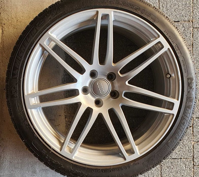 Audi S8 d3 450km