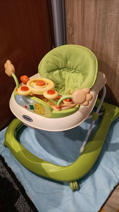 Продам ходунки Geoby.