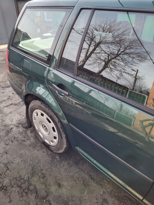 Гольф 4 2003 рік