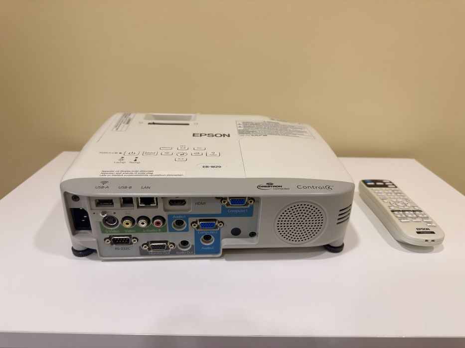 Epson EB-W29 3000 Lumens | Como Novo | Comando + HDMI