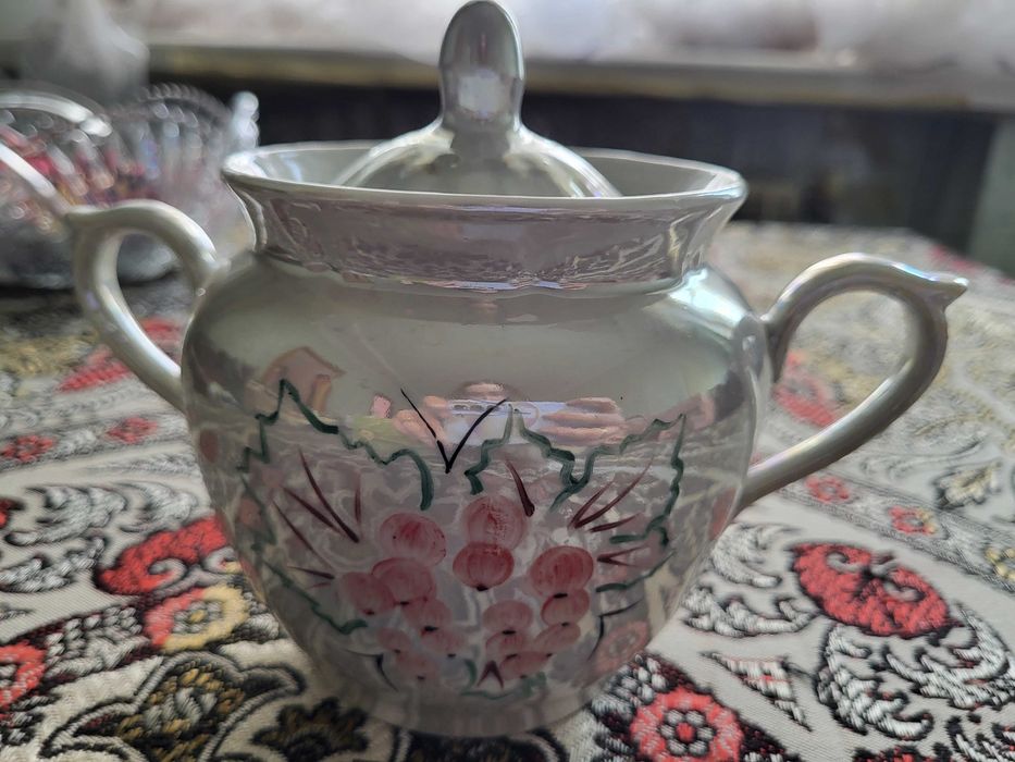 Продається новий порцеляновий сервіз