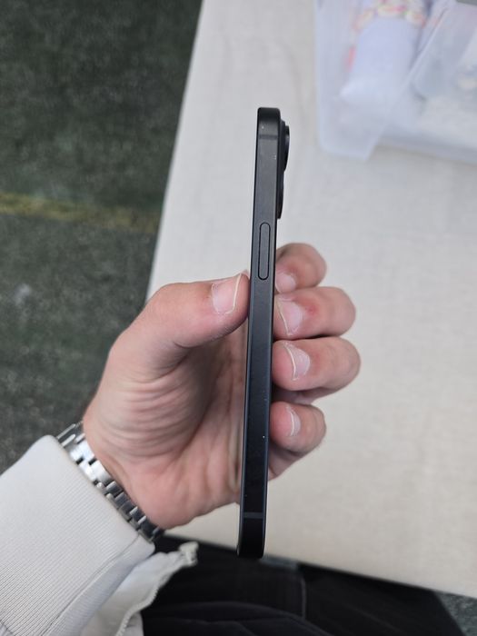 iPhone 15 256GB Preto