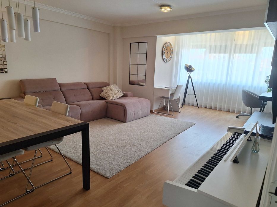 Arrenda-se Apartamento T3, com Box, na Quinta do Património em Sacavém