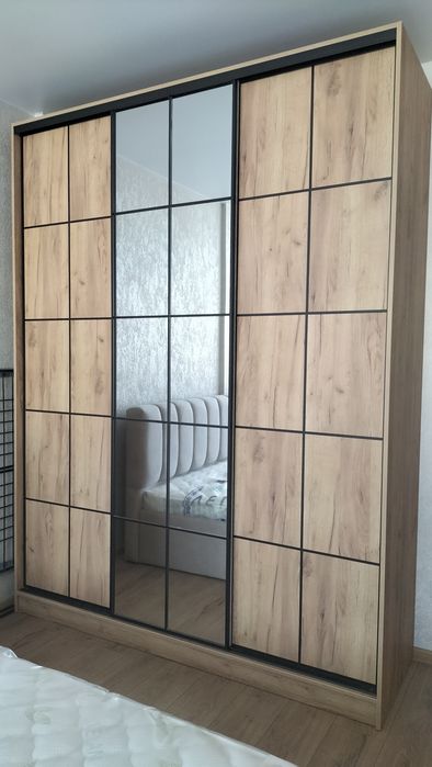 шафа купе д2.10*в2.50*г0.6