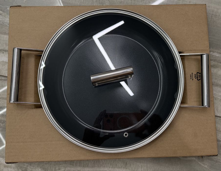 Smeg  ( Сковорода -сотейник )