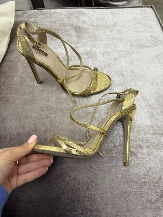 Босоніжки carvela оригінал