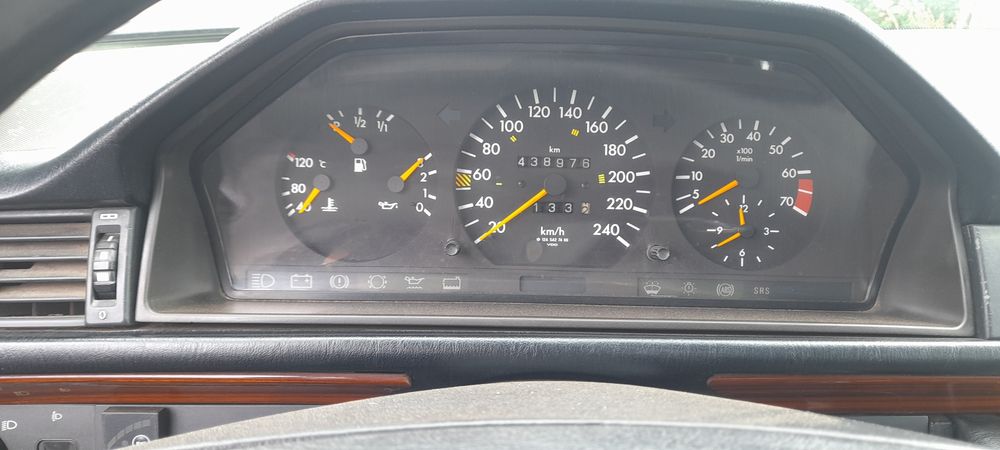 Продам Мерседес W124