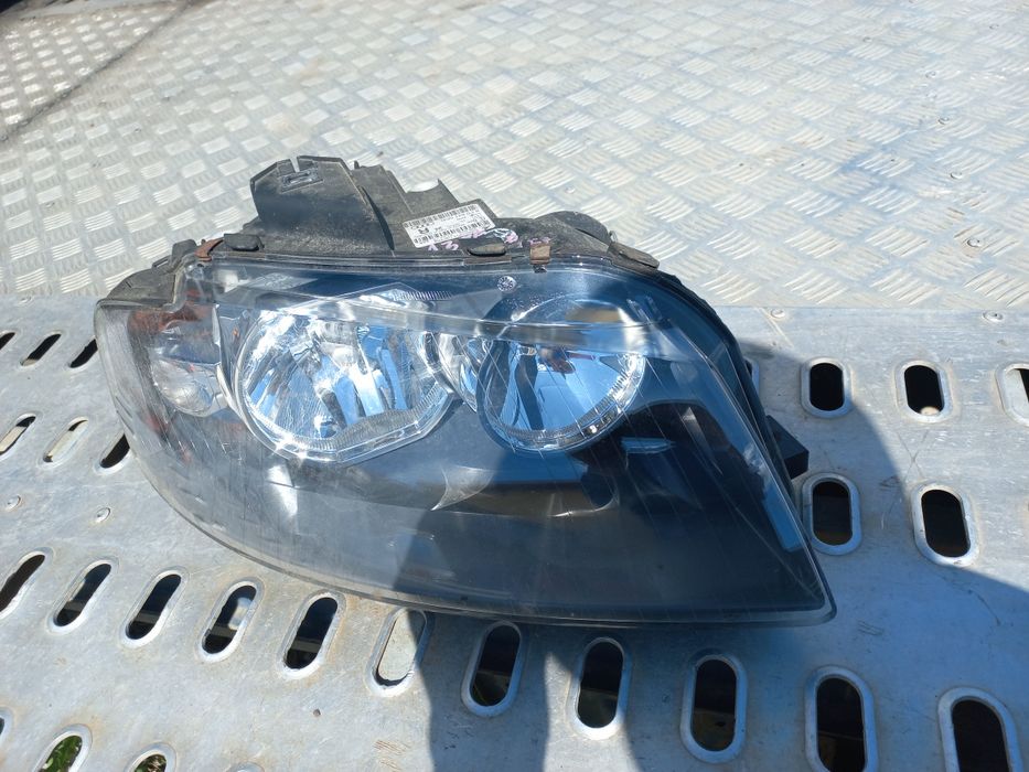 Lampa przód przednia kompletna prawa audi a3 8p