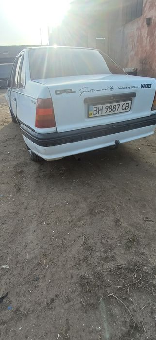 Продам опель кадет