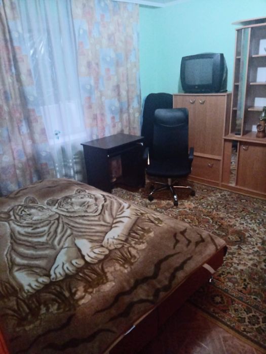 Сдаю 1-ю квартиру в центре,ул.Дворцовая,Крытый рынок,лифт работает