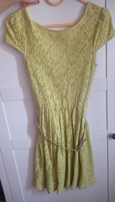 Vestido renda verde, marca Zara