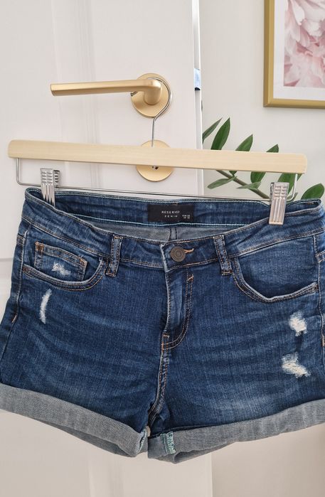 Spodenki jeansowe Reserved