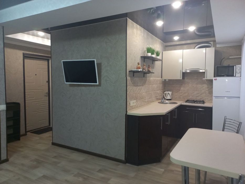 Сдаётся посуточно 1-комнатная квартира.
О квартире: Просторная, уютная