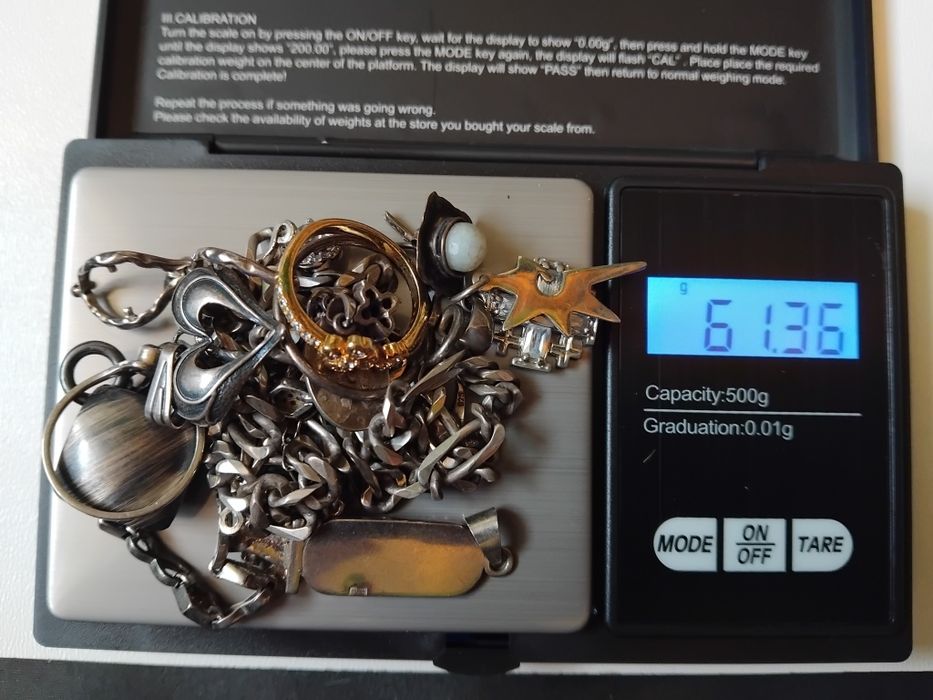 Złom 61.3 g .. .